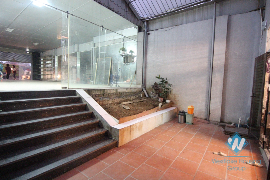 House for rent with business premises in Tay Ho, Ha Noi